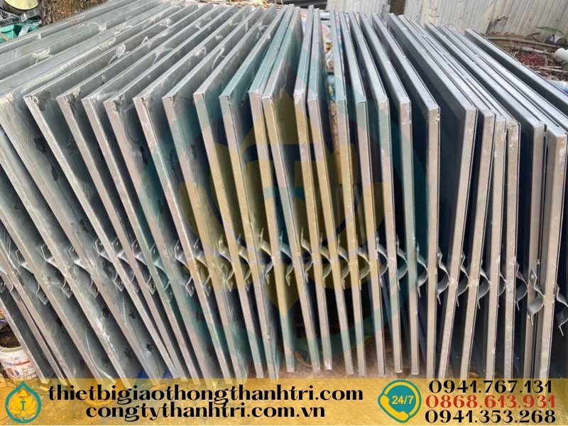 Cung cấp biển báo giao thông tại Hà Nội