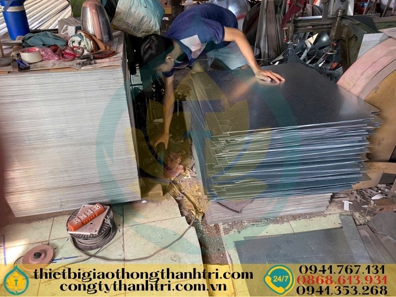 Cung cấp biển báo giao thông tại Lâm Đồng