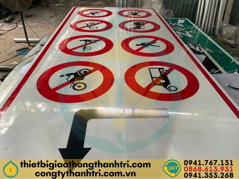 Cung cấp biển báo giao thông tại Lào Cai