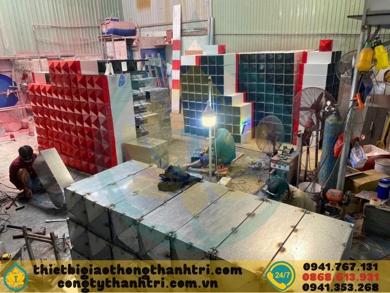 Cung cấp biển báo giao thông tại Nghệ An