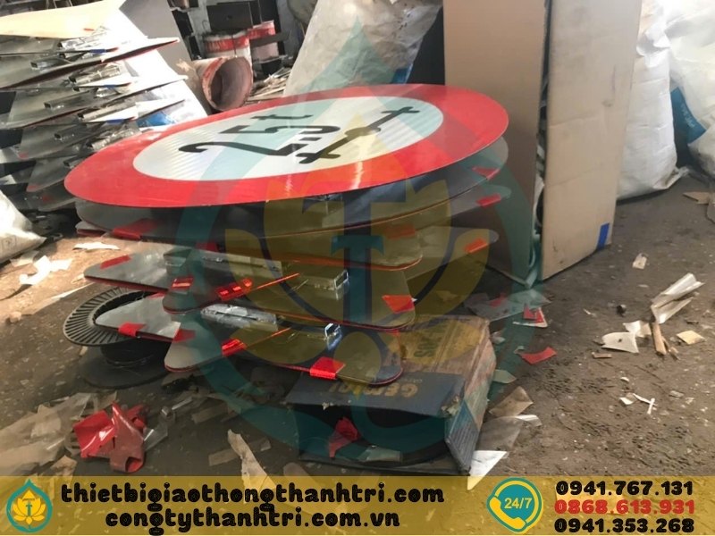 Cung cấp biển báo giao thông tại Quảng Nam
