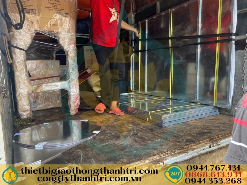 Cung cấp biển báo giao thông tại Sơn La