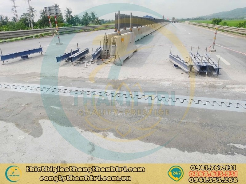 Báo giá khe co giãn răng lược khe ray quý 4 năm 2025