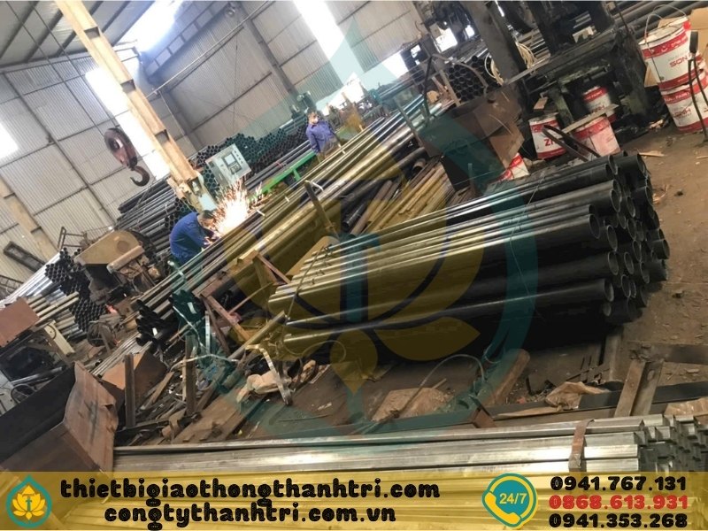 Báo giá lan can cầu đường mạ kẽm nhúng nóng mới nhất