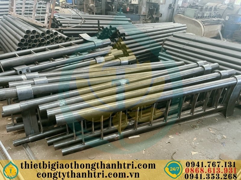 Cung cấp lan can cầu đường mạ kẽm nhúng nóng tại Bình Dương
