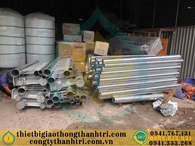 Cung cấp lan can cầu đường mạ kẽm nhúng nóng tại Đà Nẵng