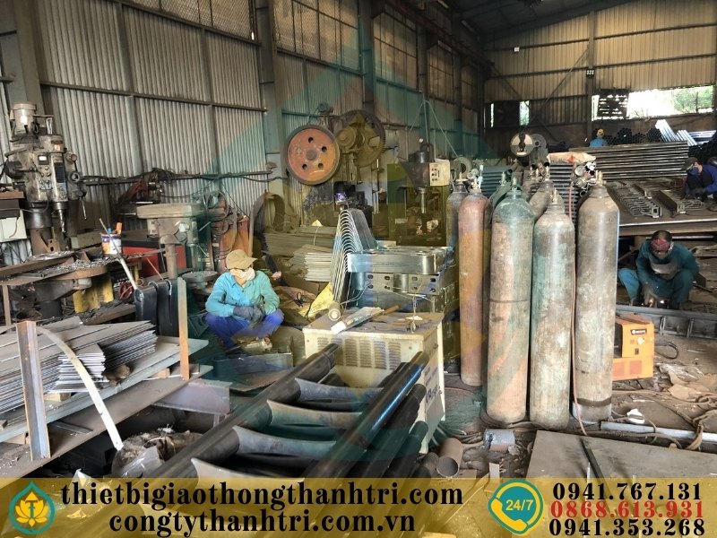 Cung cấp lan can cầu đường mạ kẽm nhúng nóng tại Hà Nam