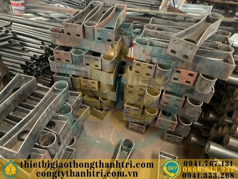 Báo Giá Lan Can Cầu Đường Mạ Kẽm Nhúng Nóng Tại Huế 2026