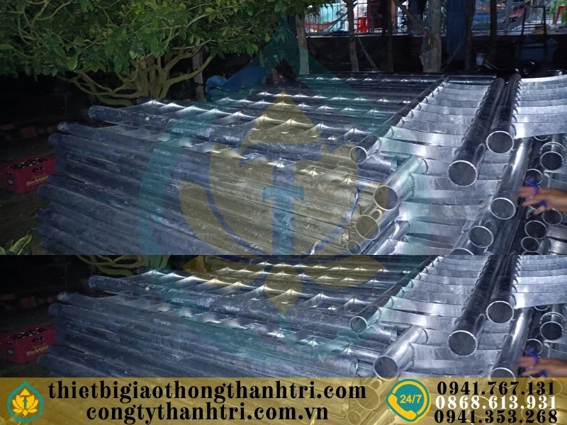 Cung cấp lan can cầu đường mạ kẽm nhúng nóng tại Khánh Hoà