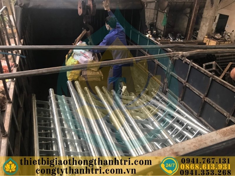 Cung cấp lan can cầu đường mạ kẽm nhúng nóng tại Quảng Trị