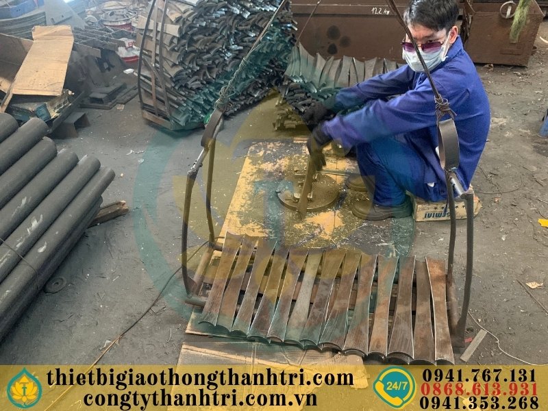 Cung cấp lan can cầu đường mạ kẽm nhúng nóng tại Thanh Hoá