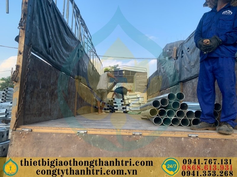 Cung cấp lan can cầu đường mạ kẽm nhúng nóng tại Tiền Giang