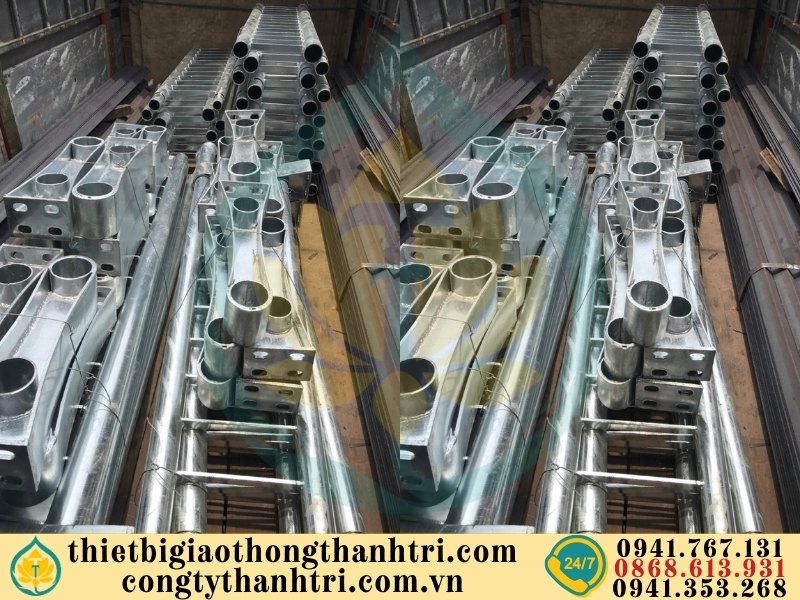 Cung cấp lan can cầu đường mạ kẽm nhúng nóng tại Tuyên Quang