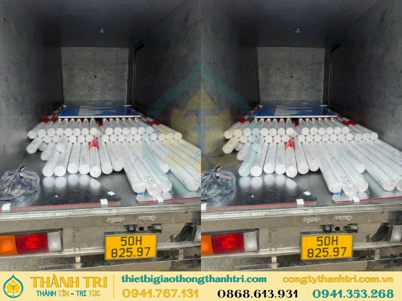 Giao đơn hàng gồm biển báo chữ nhật và trụ biển báo các loại cho khách Giao đơn hàng gồm biển báo chữ nhật và trụ biển báo các loại cho khách