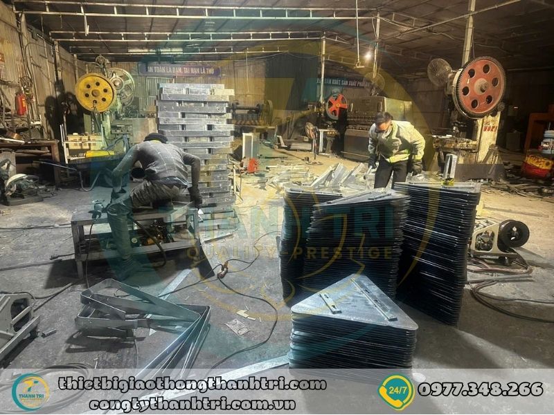 Báo Giá Biển Báo Giao Thông Đường Bộ Đường Thuỷ Tại Phú Thọ 2025