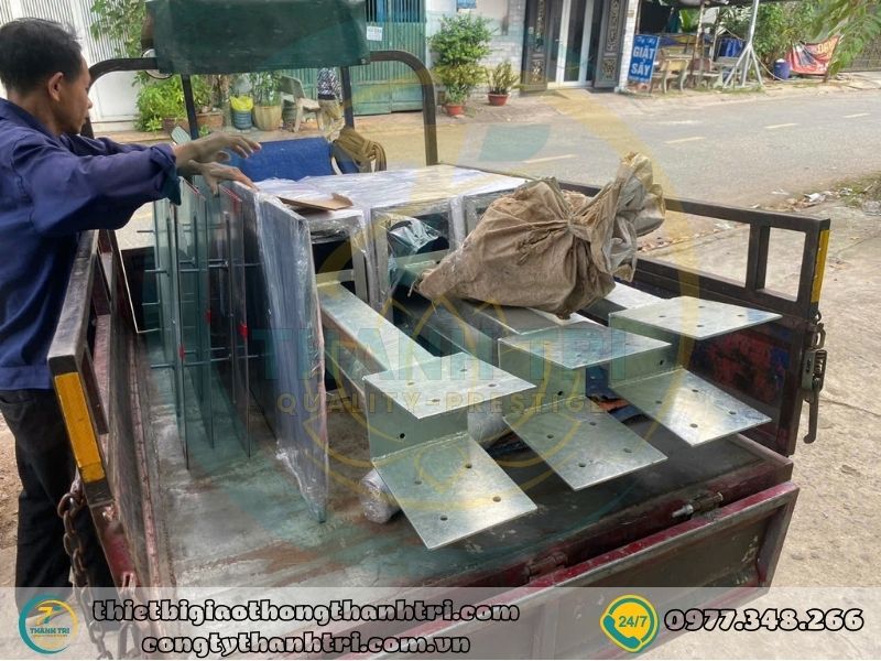 Cung cấp biển báo giao thông đường bộ đường thuỷ tại Bình Phước