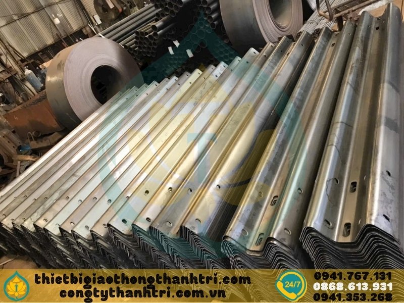 Cung cấp hộ lan tôn sóng hộ lan mềm tại Bình Phước Cung cấp hộ lan tôn sóng hộ lan mềm tại Bình Phước