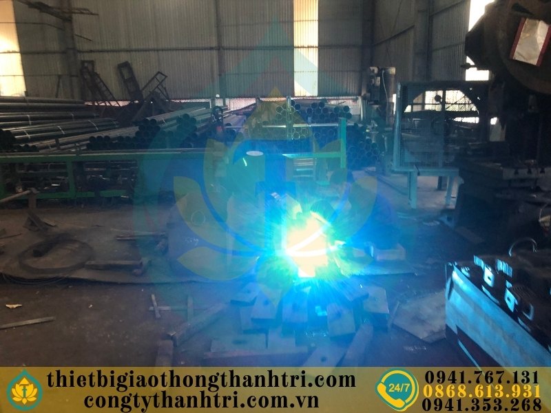 Cung cấp hộ lan tôn sóng hộ lan mềm tại Hà Nam Cung cấp hộ lan tôn sóng hộ lan mềm tại Hà Nam