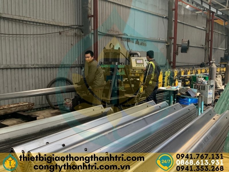 Cung cấp hộ lan tôn sóng hộ lan mềm tại Khánh Hoà