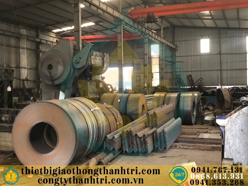 Cung cấp hộ lan tôn sóng hộ lan mềm tại Nam Định