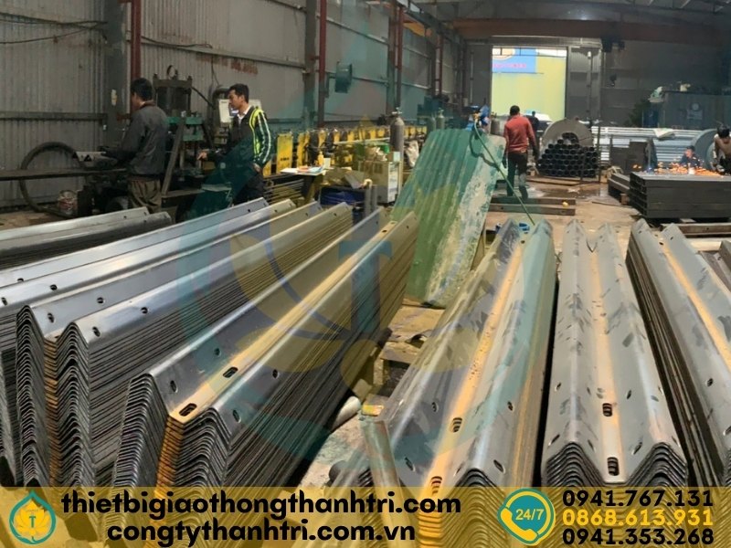 Cung cấp hộ lan tôn sóng hộ lan mềm tại Ninh Thuận Cung cấp hộ lan tôn sóng hộ lan mềm tại Ninh Thuận