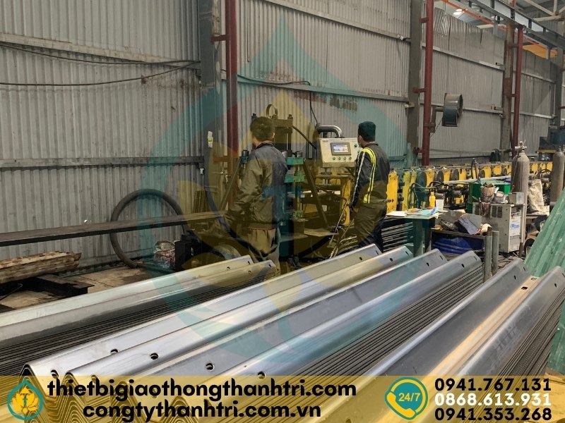 Cung cấp hộ lan tôn sóng hộ lan mềm tại Thanh Hoá Cung cấp hộ lan tôn sóng hộ lan mềm tại Thanh Hoá